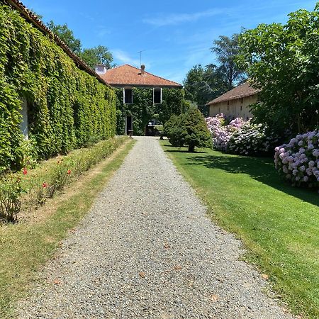 La Seigneurie De Tillac Bagian luar foto