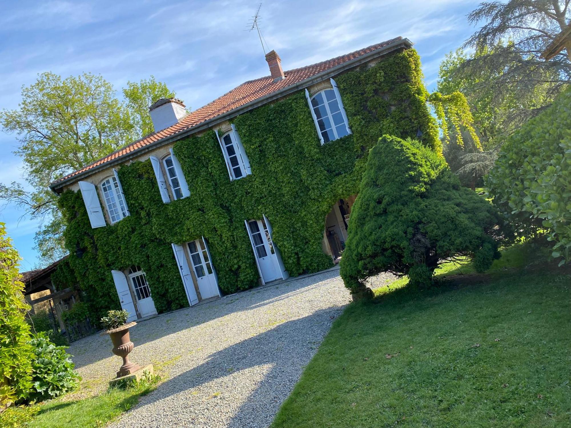 La Seigneurie De Tillac Bagian luar foto